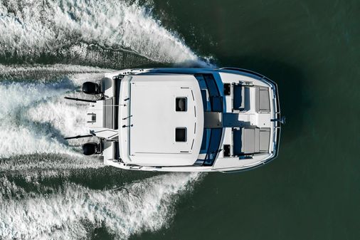 Aquila 36 Sport image