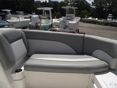 NauticStar 223DC image