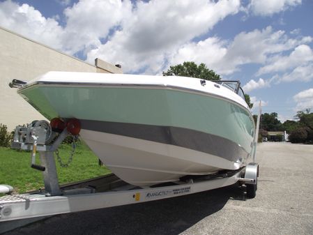 NauticStar 223DC image