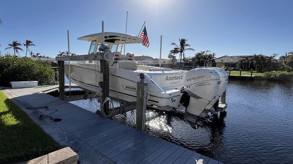 Boston Whaler 330 Outrage 