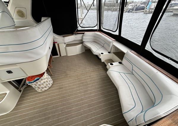 Cruisers-yachts 3370-ESPRIT image