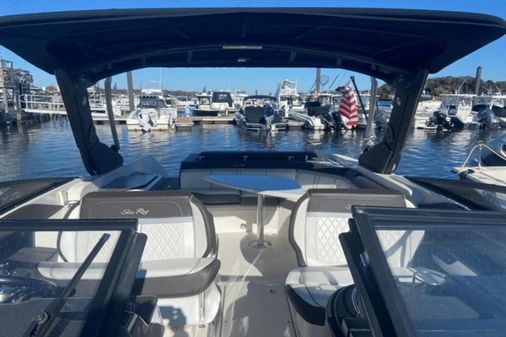 Sea Ray 310 SLX image