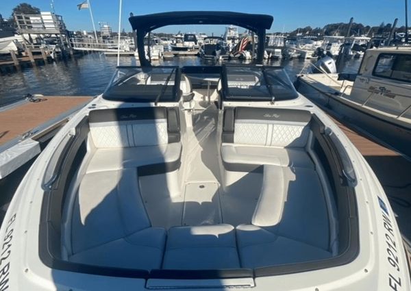 Sea Ray 310 SLX image