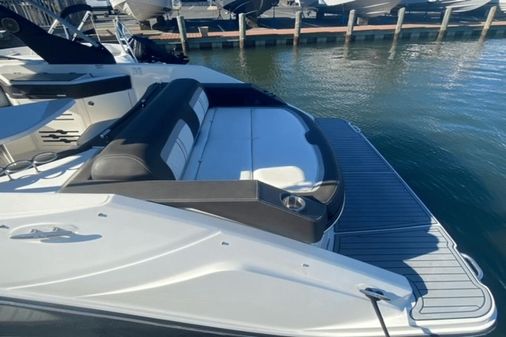 Sea Ray 310 SLX image