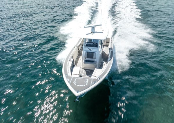 Cobia 320 Center Console image