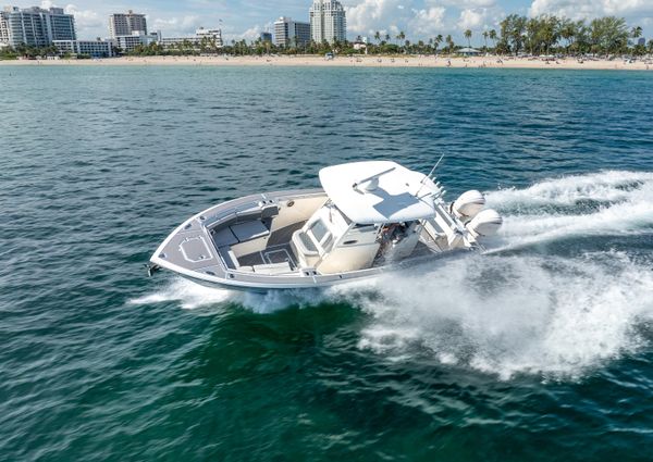 Cobia 320 Center Console image