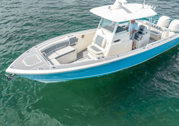 Cobia 320 Center Console image