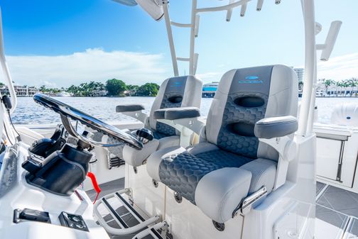 Cobia 320 Center Console image