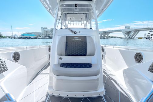 Cobia 320 Center Console image