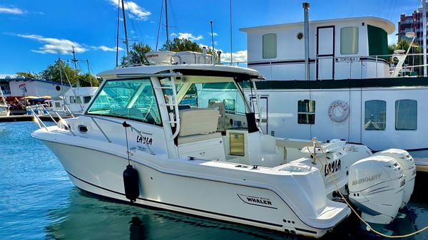 Boston Whaler 315 Conquest 