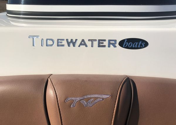 Tidewater 252-SUV-CENTER-CONSOLE image