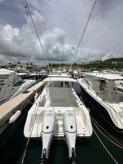 Boston Whaler 305 Conquest image