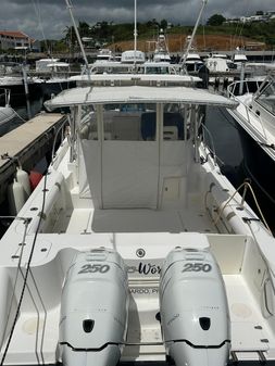 Boston Whaler 305 Conquest image