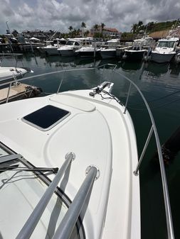 Boston Whaler 305 Conquest image