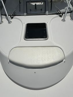 Boston Whaler 305 Conquest image