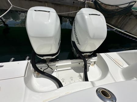 Boston Whaler 305 Conquest image