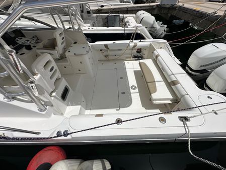 Boston Whaler 305 Conquest image