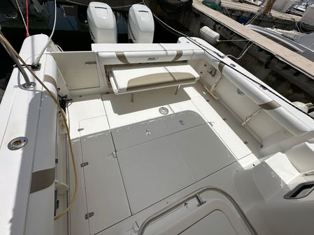 Boston Whaler 305 Conquest image