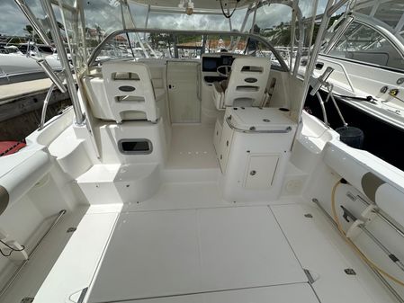 Boston Whaler 305 Conquest image