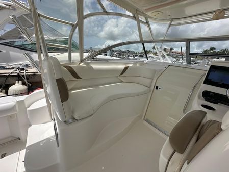 Boston Whaler 305 Conquest image