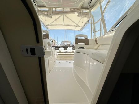 Boston Whaler 305 Conquest image