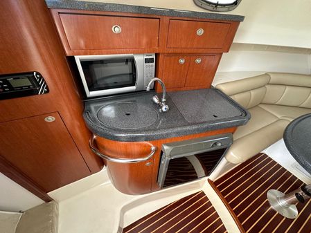 Boston Whaler 305 Conquest image