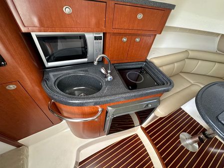 Boston Whaler 305 Conquest image