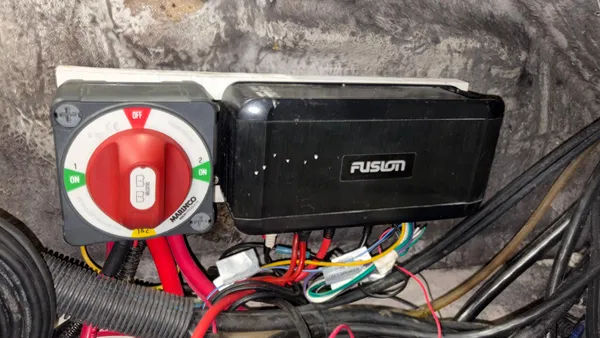 Zodiac Yachtline 420 Deluxe image