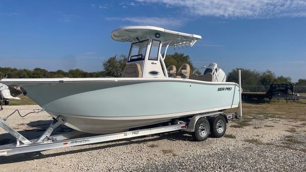 Sea Pro 245 FLX 