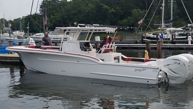 Buddy Davis 34 Center Console - main image