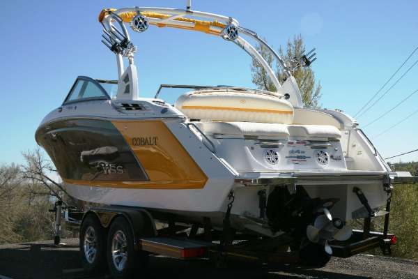 COBALT BOATS 24SD WSS - main image