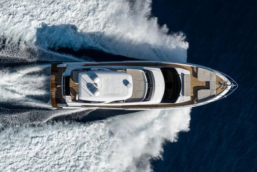 Ferretti Yachts 670 image