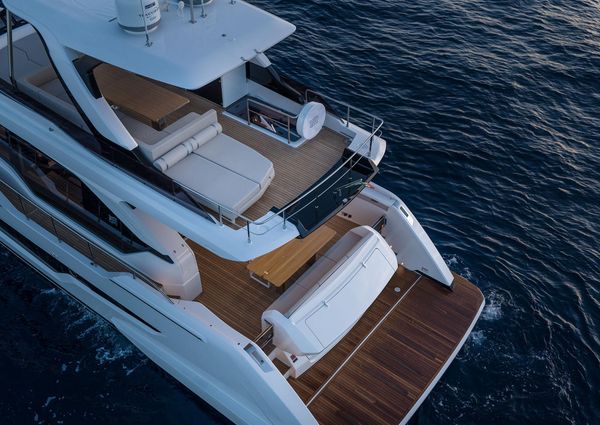 Ferretti Yachts 670 image