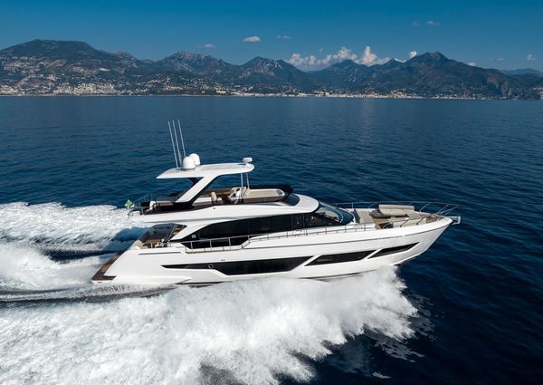 Ferretti Yachts 670 image