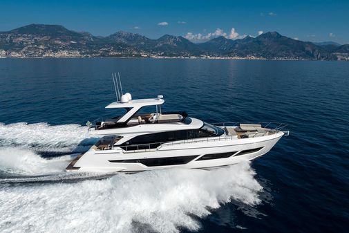 Ferretti Yachts 670 image