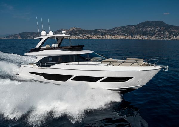 Ferretti Yachts 670 image