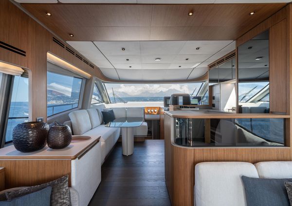 Ferretti Yachts 670 image