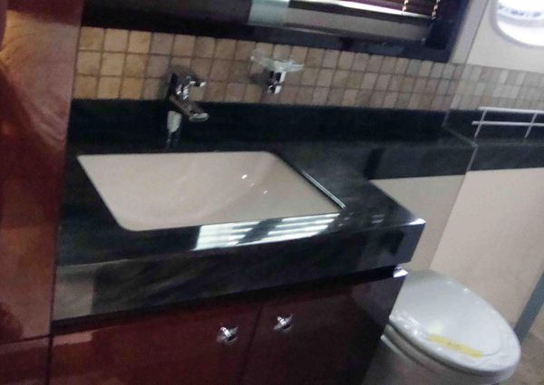 Sea Ray 540 Sundancer image
