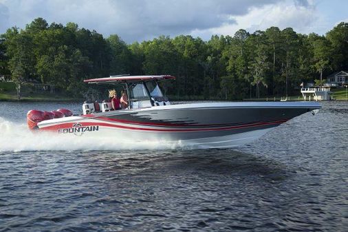 Fountain 38 Center Console image