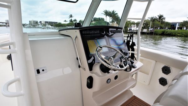 Boston Whaler 380 Outrage image