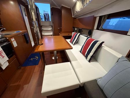 Beneteau Oceanis image