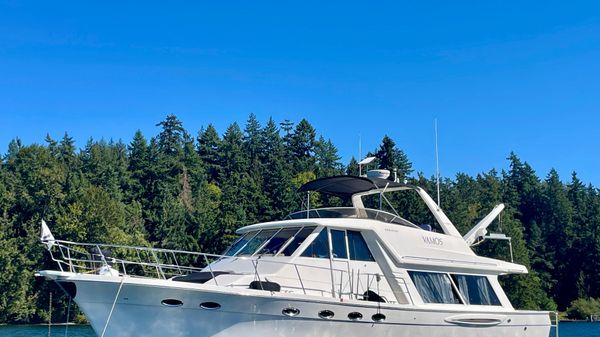 Meridian 490 Pilothouse 