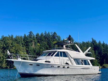 Meridian 490 Pilothouse image