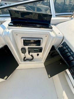 Meridian 490 Pilothouse image