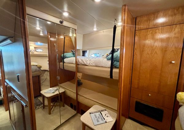 Meridian 490 Pilothouse image