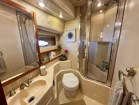 Meridian 490 Pilothouse image