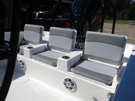 Nauticstar 231-HYBRID image