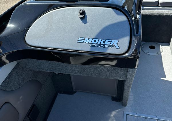 Smoker-craft ULTIMA-182 image