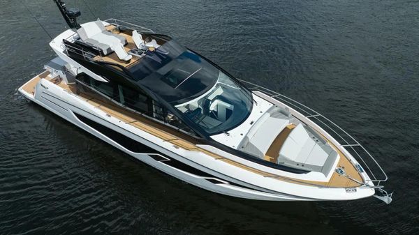 Sunseeker 65 Sport Yacht 