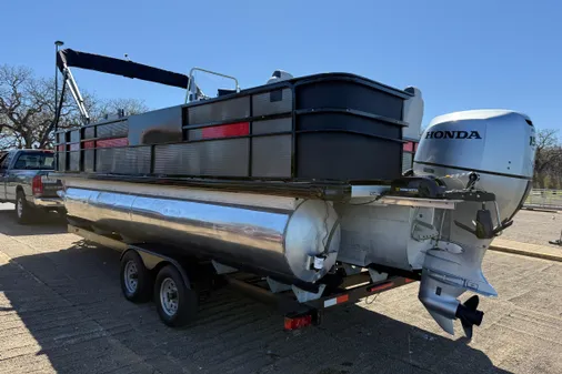 Misty Harbor 210 RF image